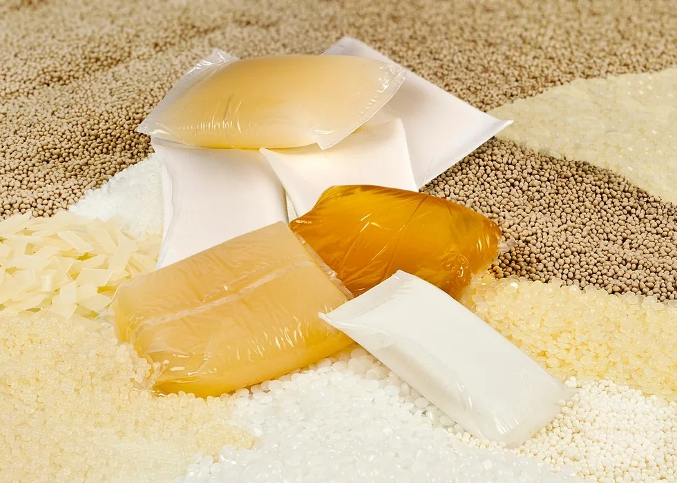 EVA 5256 and EVA 5313 hot-melt adhesive for industrial packaging